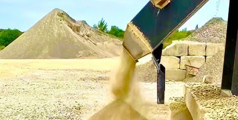 Машина для производства песка мелкого дробления